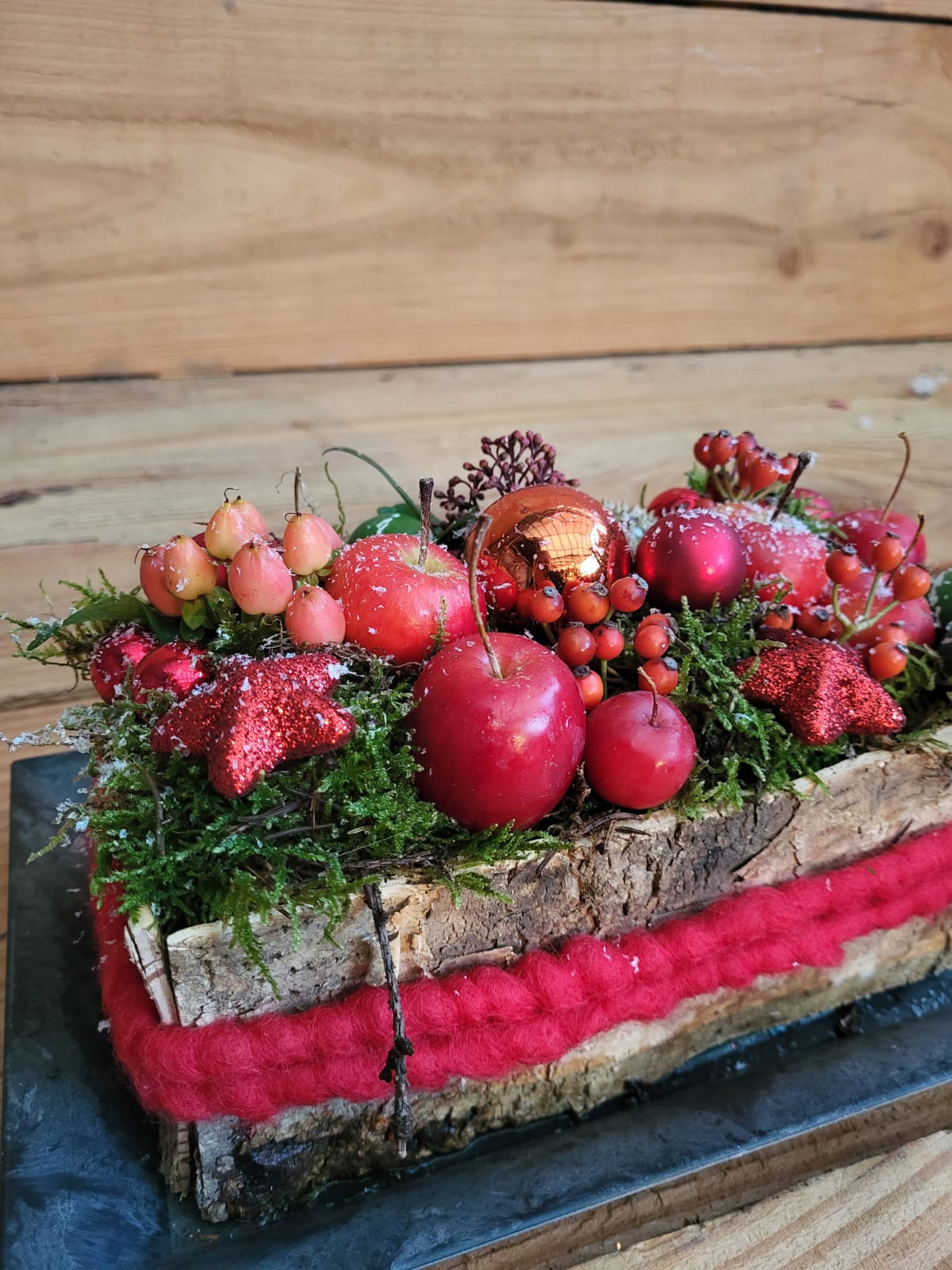Kersttaart langwerpig rood close