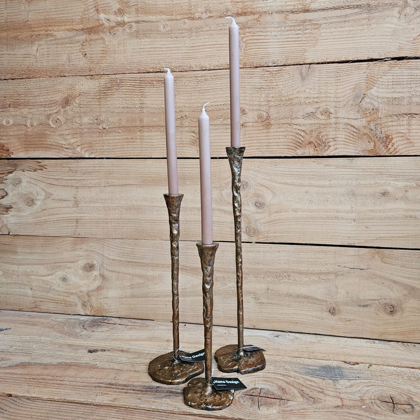 IJzeren kaarsenstandaard